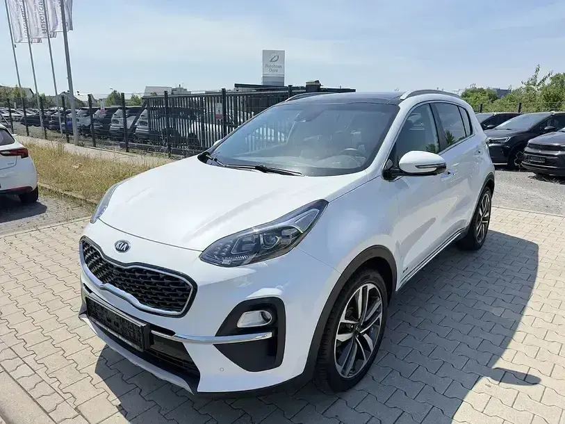 Gebraucht Kia Sportage Platinum Edition 185 PS (136 kW) 2021 Deluxe white (metallic) SUV