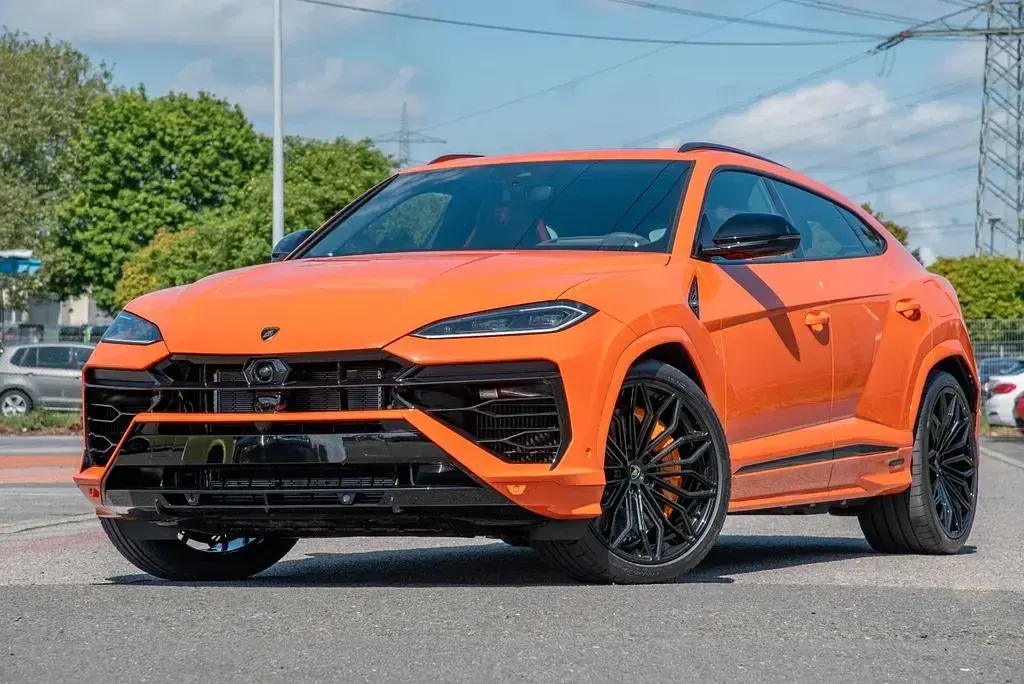 Neu Lamborghini Urus 799 PS (587 kW) 2026 Orange SUV