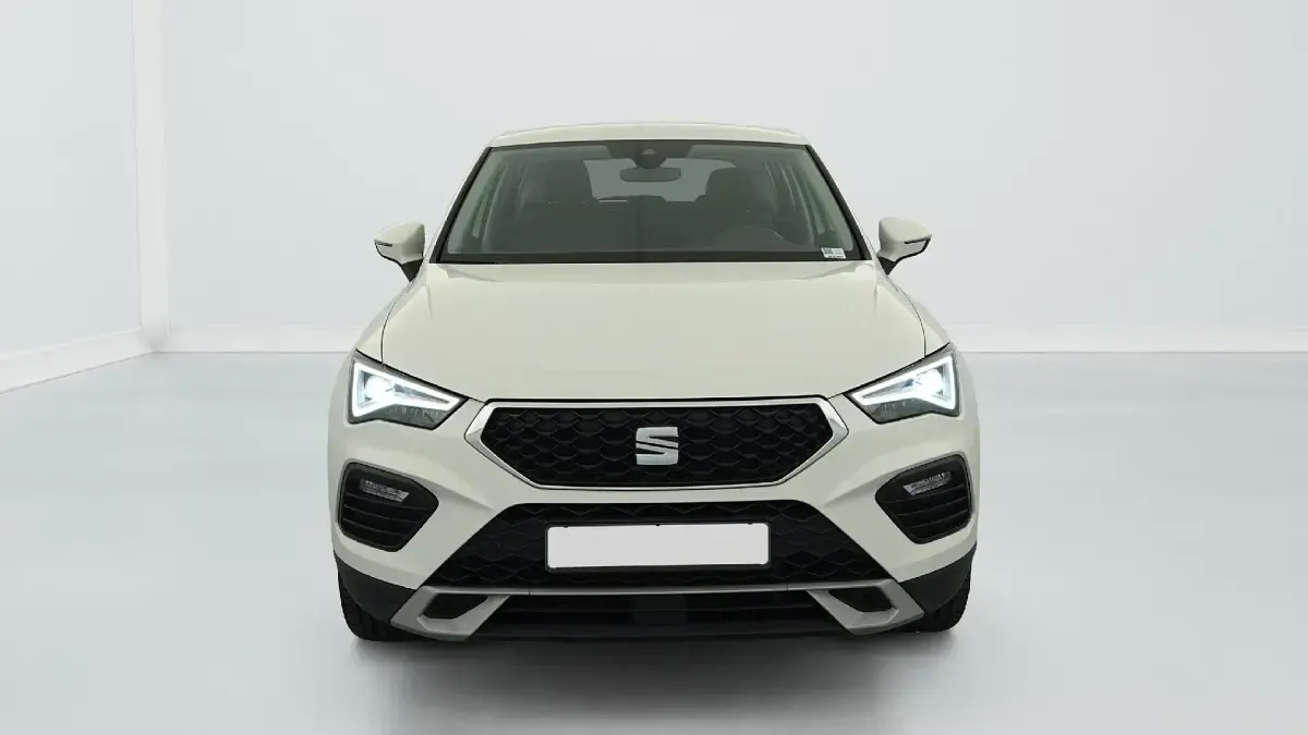 Gebraucht Seat Ateca 4Drive 150 PS (110 kW) 2022 (blanc bila) SUV