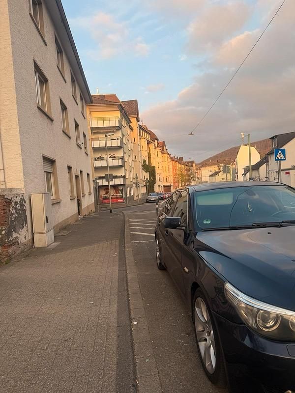 Gebraucht BMW 525 177 PS (130 kW) 2006 Blau Limousine