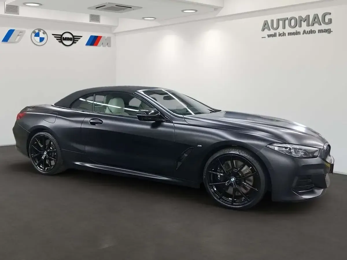 Gebraucht BMW M8 530 PS (389 kW) 2023 Individual lack (preis laut be Cabrio