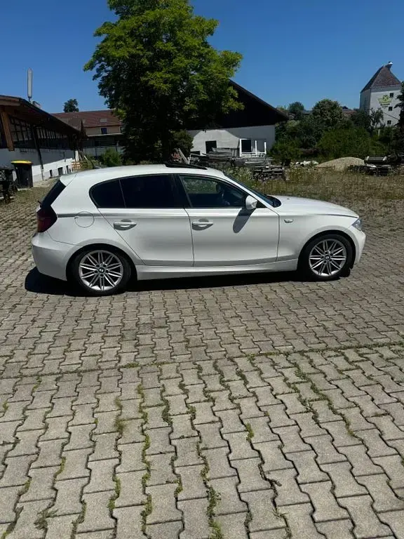 Gebraucht BMW 118 M Sport 143 PS (105 kW) 2010 Weiß Kleinwagen