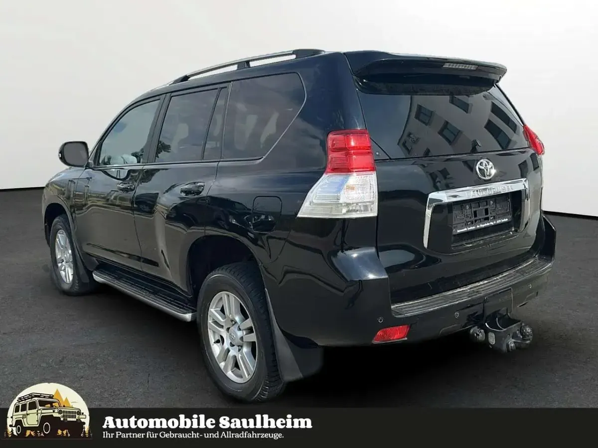 Gebraucht Toyota Land Cruiser Life 190 PS (139 kW) 2012 Schwarz SUV
