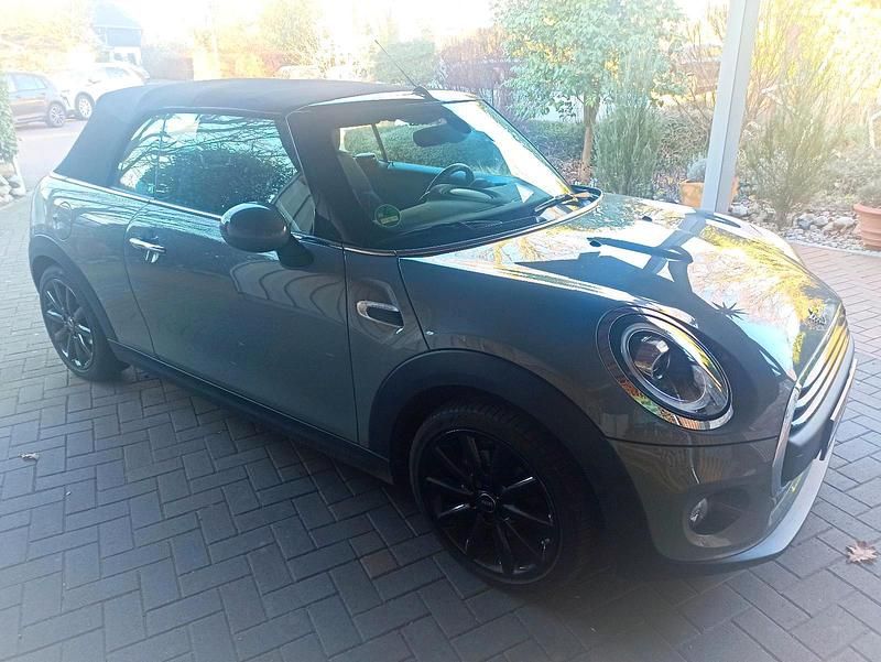 Gebraucht Mini One Cabriolet 102 PS (75 kW) 2019 Grau Cabrio