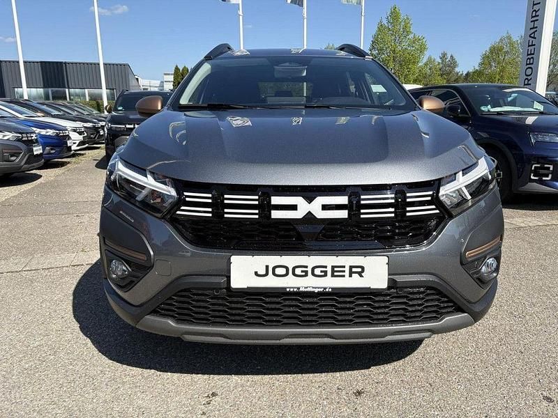 Gebraucht Dacia Jogger Extreme 140 PS (102 kW) 2025 Grau Van / Kleinbus