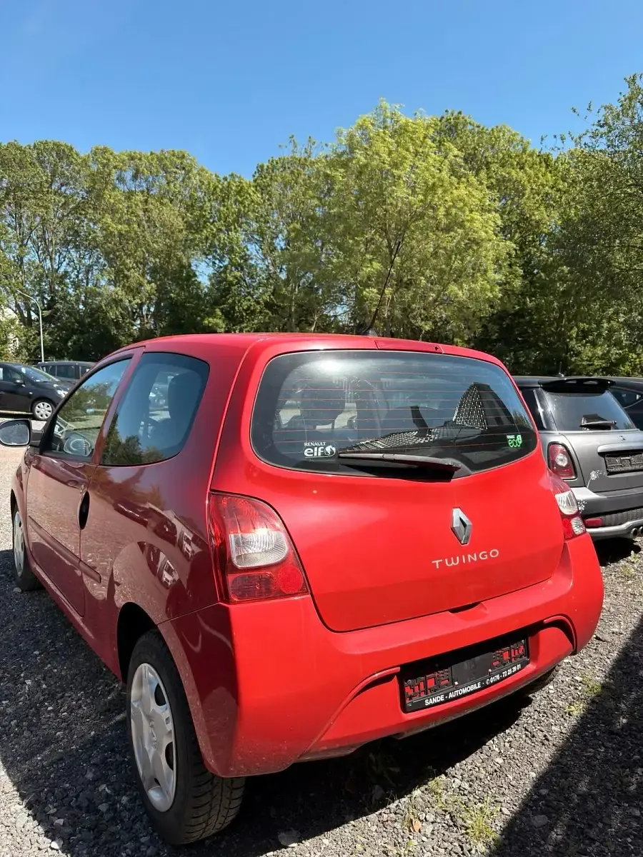 Używany Renault Twingo 75 KM (55 kW) 2011 Czerwony Hatchback