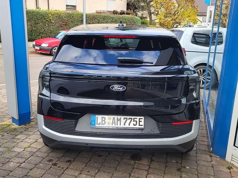 Gebraucht Ford Explorer Premium 210 kW (286 PS) 2024 Obsidianschwarz metallic SUV