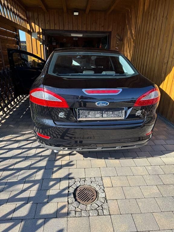 Gebraucht Ford Mondeo Titanium 145 PS (106 kW) 2008 Schwarz Limousine