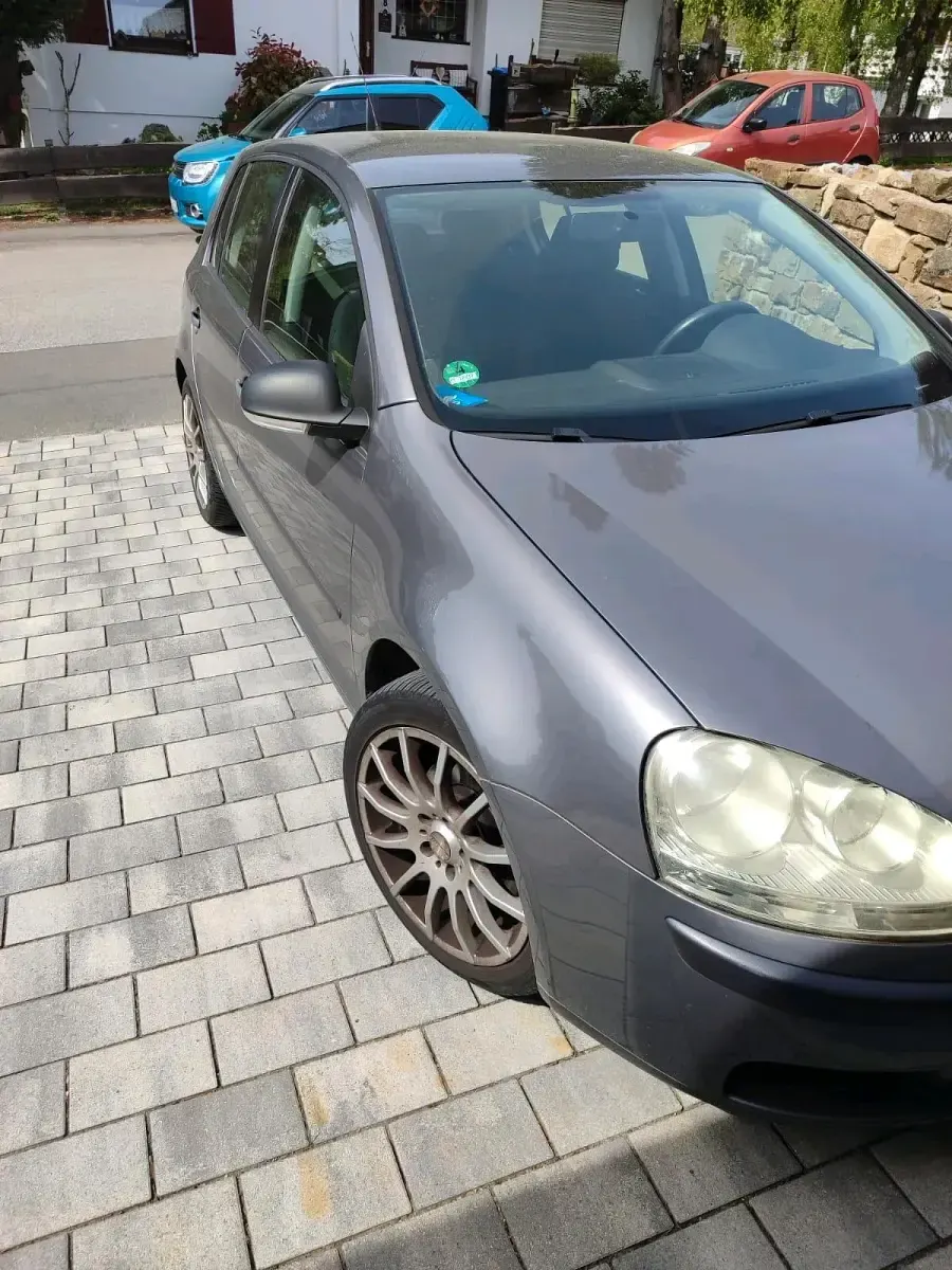 Gebraucht VW Golf V 80 PS (58 kW) 2007 Silber Kleinwagen