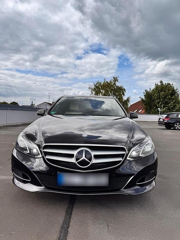 Gebraucht Mercedes E350 258 PS (189 kW) 2014 Schwarz Limousine