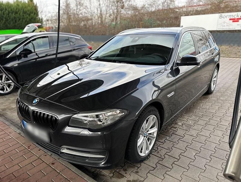Gebraucht BMW 525 218 PS (160 kW) 2016 Grau Kombi
