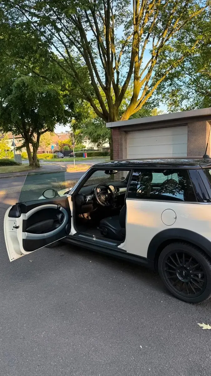 Gebraucht Mini Cooper D 112 PS (82 kW) 2011 Beige Kleinwagen