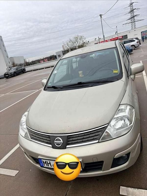 Grau Gebraucht 2008 Nissan Tiida Acenta Limousine | 2.500 € (Superpreis) - Bild 1/4