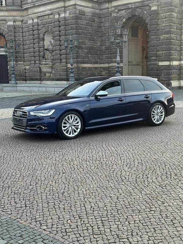 Gebraucht Audi S6 Comfort 420 PS (308 kW) 2012 Blau Kombi