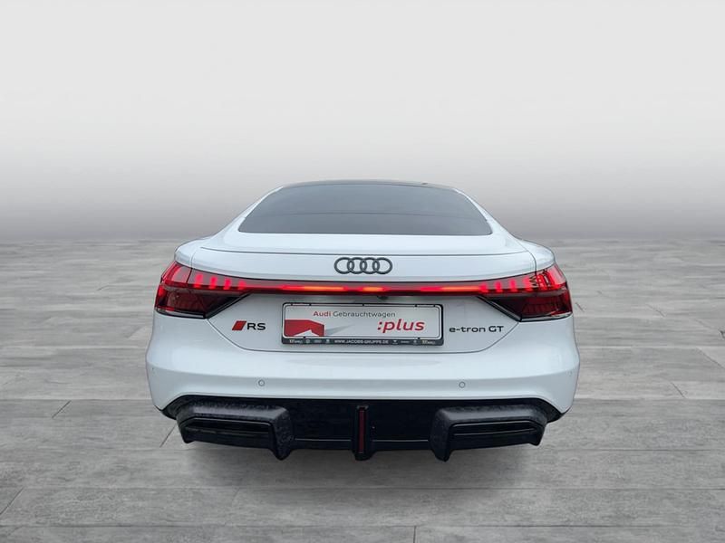 Gebraucht Audi e-tron GT quattro Performance 620 kW (843 PS) 2024 Weiß Limousine