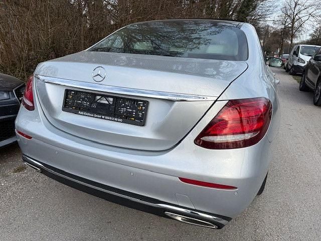 Gebraucht Mercedes E450 Avantgarde 367 PS (269 kW) 2019 Silber Limousine