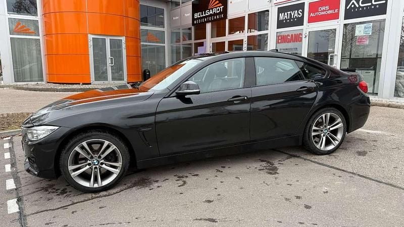 Gebraucht BMW 430 258 PS (189 kW) 2015 Saphirschwarz Coupé