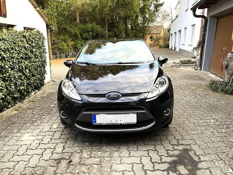Gebraucht Ford Fiesta Titanium 82 PS (60 kW) 2009 Schwarz Kleinwagen