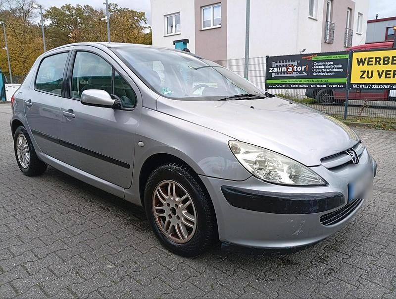 Silber Gebraucht 2002 Peugeot 307 Limousine | 1.250 € (Guter Preis) - Bild 1/4