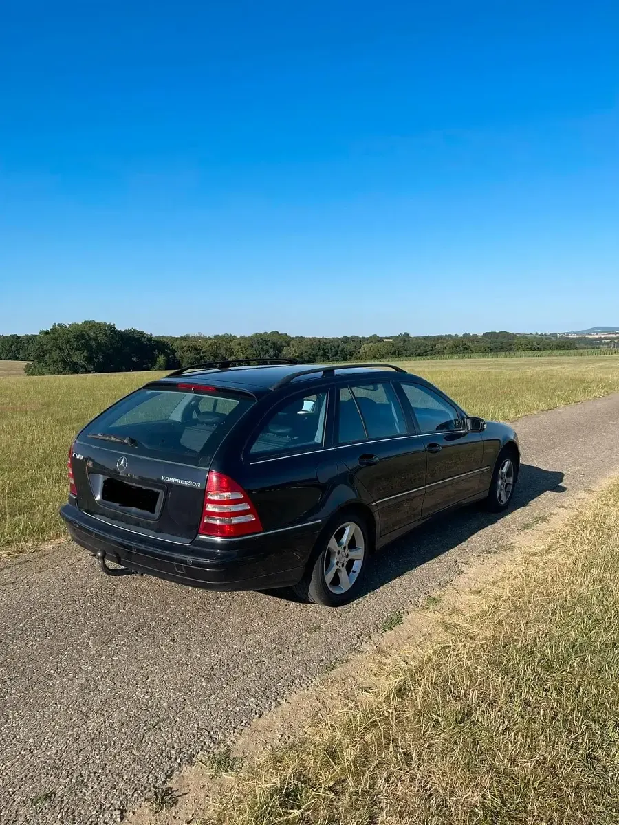 Gebraucht Mercedes C180 143 PS (105 kW) 2005 Schwarz Kombi