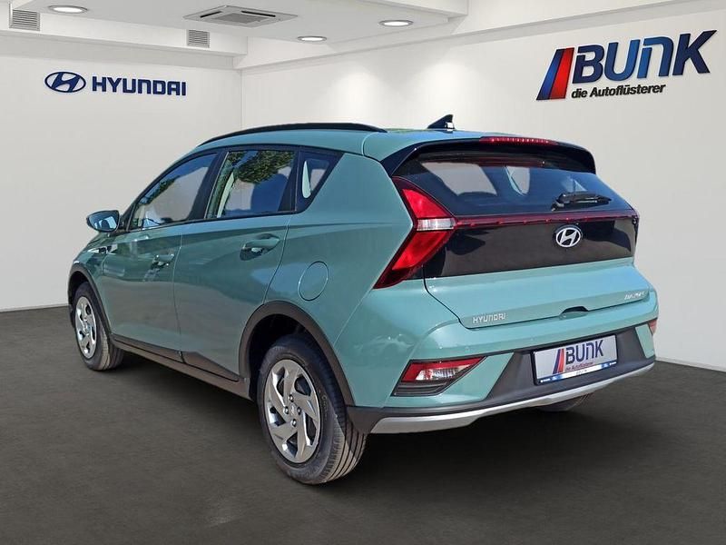 Neu Hyundai Bayon Select 101 PS (74 kW) 2025 Mangrove green SUV