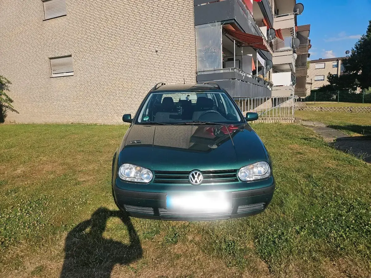Gebraucht VW Golf IV 74 PS (54 kW) 2000 Grün Kombi