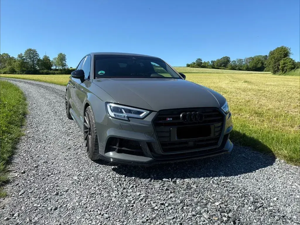 Gebraucht Audi S3 Sport 300 PS (220 kW) 2019 Grau Limousine