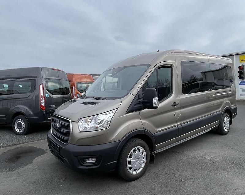 Second-hand Ford Transit 131 CP (96 kW) 2023 Argintiu Monovolum