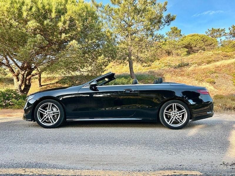 Usado Mercedes E200 AMG line 184 CV (135 kW) 2018 Negro Descapotable