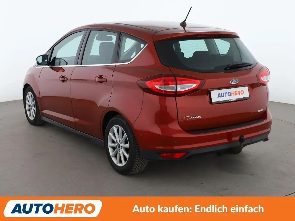 Gebraucht Ford C-MAX Titanium 125 PS (91 kW) 2017 Rot Van / Kleinbus