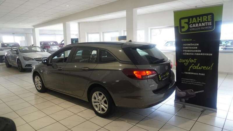 Gebraucht Opel Astra 145 PS (106 kW) 2021 Quarz grau Kombi