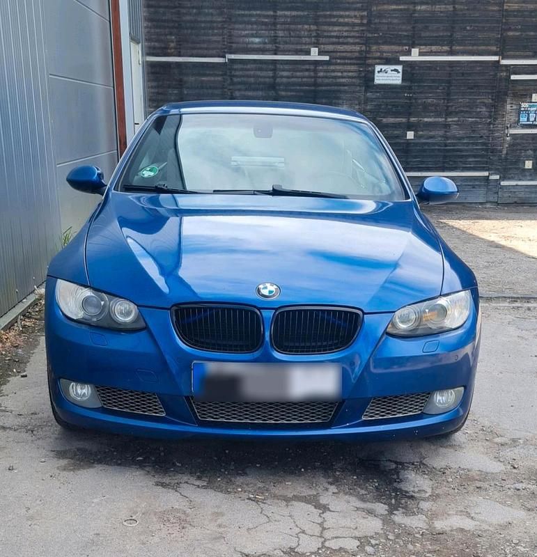 Gebraucht BMW 335 Cabriolet 306 PS (225 kW) 2007 Blau Cabrio