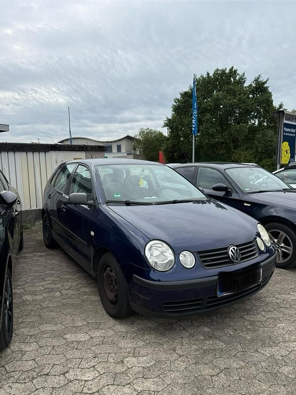Blau Gebraucht 2004 VW Polo Kleinwagen | 900 € (Guter Preis) - Bild 1/4