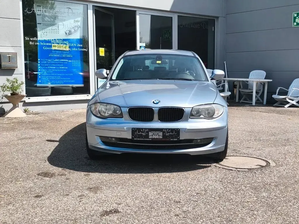 Gebraucht BMW 118 Advantage 143 PS (105 kW) 2011 Bluewater metallic Kleinwagen