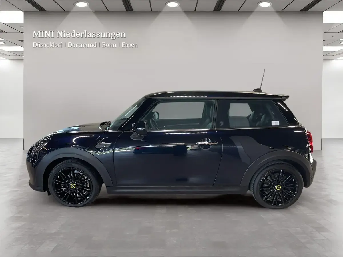 Gebraucht Mini Cooper SE 135 kW (184 PS) 2022 Blau Kleinwagen