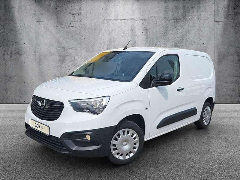 Gebraucht Opel Combo Edition 131 PS (96 kW) 2022 Weiß Van / Kleinbus