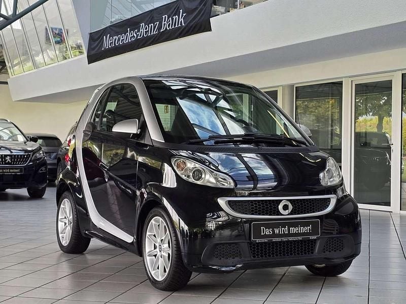 Schwarz Gebraucht 2015 Smart ForTwo Coupé Passion Coupé | 8.750 € (Guter Preis) - Bild 1/4