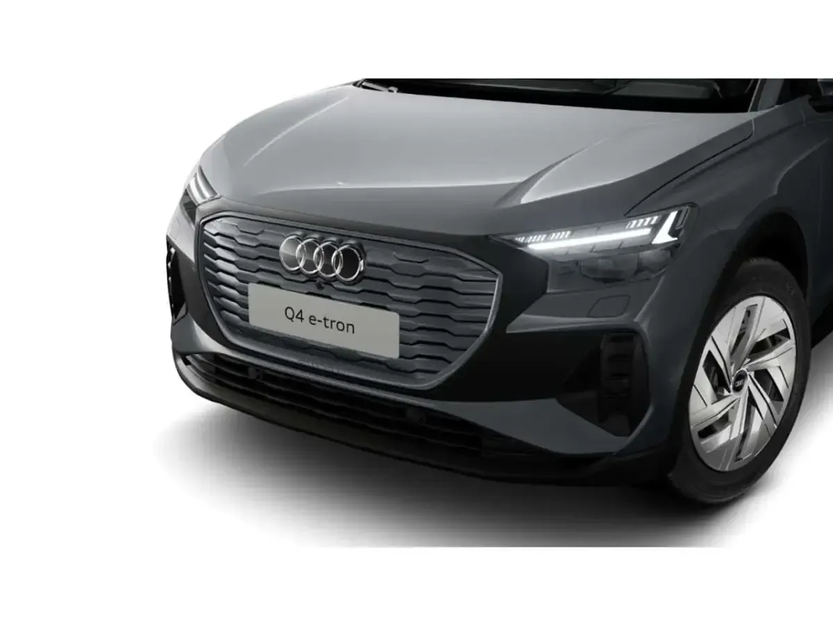 Usata Audi Q4 e-tron Sport 210 kW (286 CV) 2025 Grigio SUV