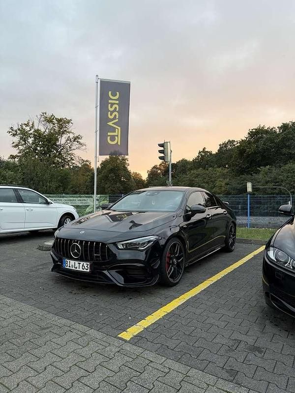 Gebraucht Mercedes CLA45 AMG AMG 421 PS (309 kW) 2024 Schwarz Coupé