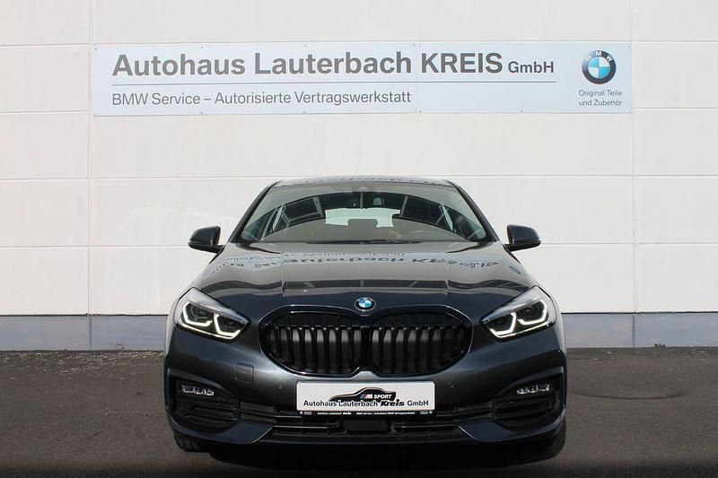 Gebraucht BMW 118 Sport Line 140 PS (102 kW) 2019 Grau Kleinwagen