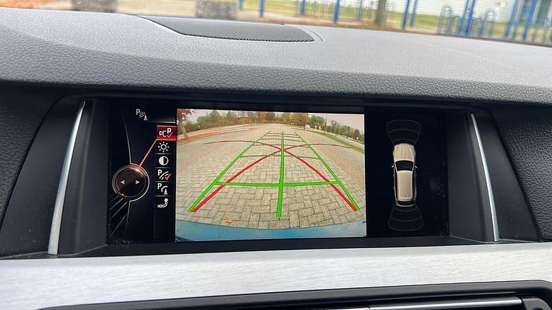 Gebraucht BMW 520 190 PS (139 kW) 2016 Blau Kombi