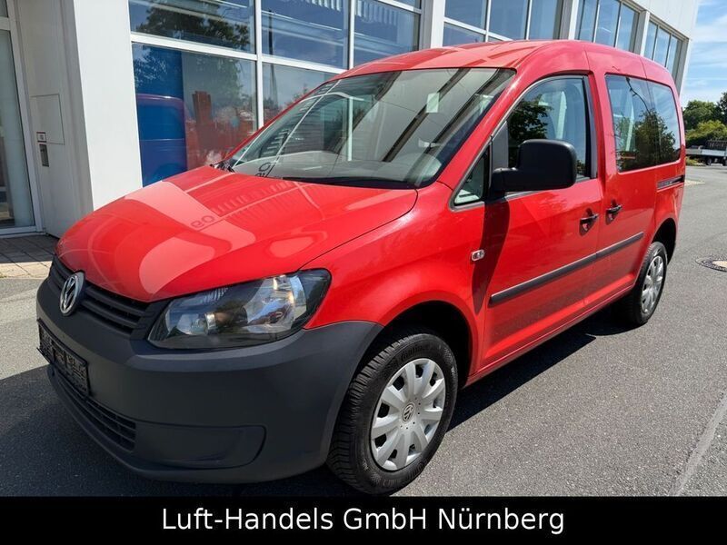 Rot Gebraucht 2015 VW Caddy Van / Kleinbus | 10.860 € (Guter Preis) - Bild 1/4