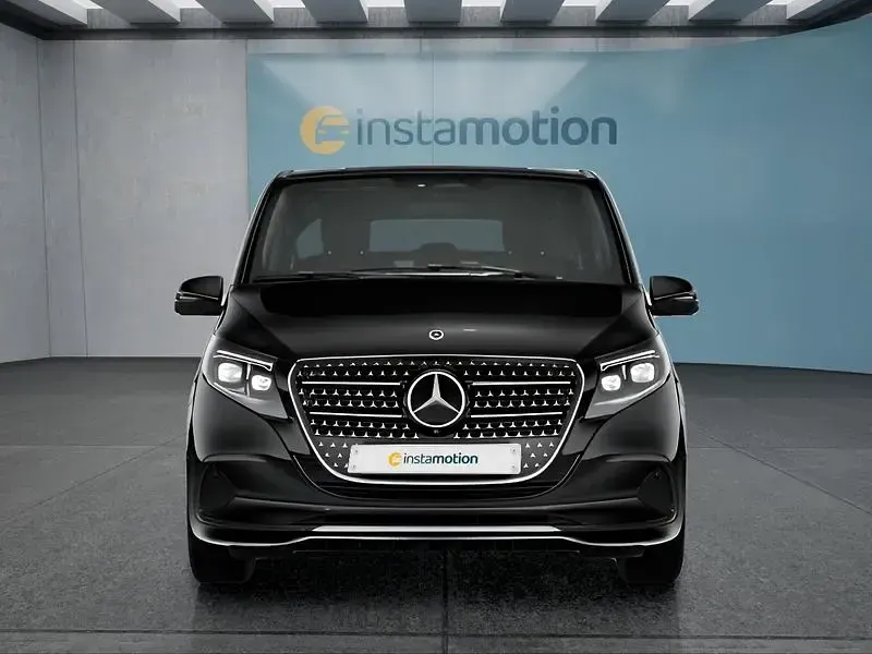 Gebraucht Mercedes V300 237 PS (174 kW) 2025 Schwarz Van / Kleinbus