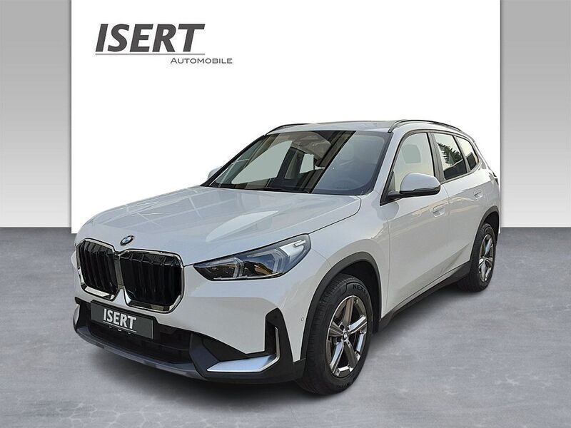 Weiß Gebraucht 2024 BMW X1 Performance SUV | 39.890 € (Fairer Preis) - Bild 1/4