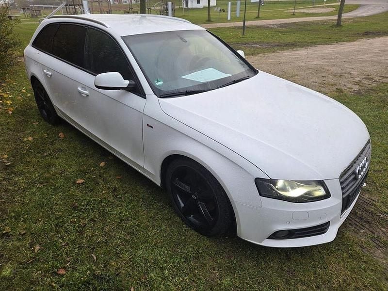 Gebraucht Audi A4 S-Line 179 PS (131 kW) 2012 Weiß Kombi