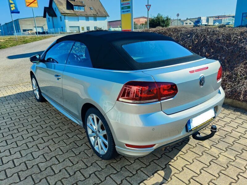 Silber Gebraucht 2016 VW Golf Cabriolet LOUNGE Cabrio | 12.100 € (Fairer Preis) - Bild 1/4