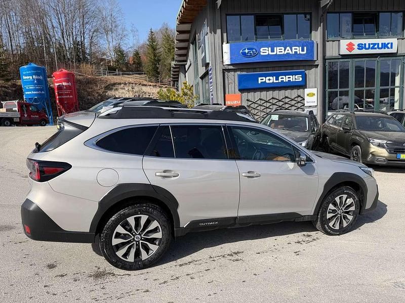 Neu Subaru Outback Platinum 169 PS (124 kW) 2026 Cashmere gold opal Kombi