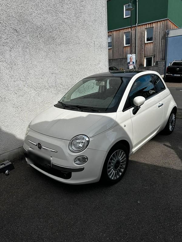 Weiß Gebraucht 2013 Fiat 500 Kleinwagen | 7.000 € (Fairer Preis) - Bild 1/4