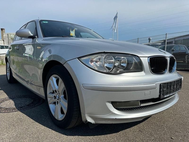 Gebraucht BMW 116 Advantage 116 PS (85 kW) 2010 Silber Kleinwagen