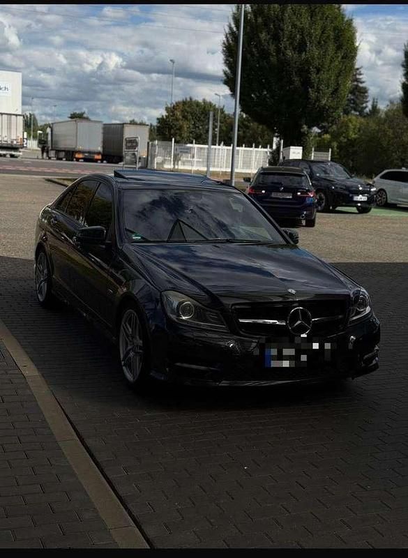 Gebraucht 2013 Mercedes C250 Limousine | 15.500 € (Teuer) - Bild 1/4